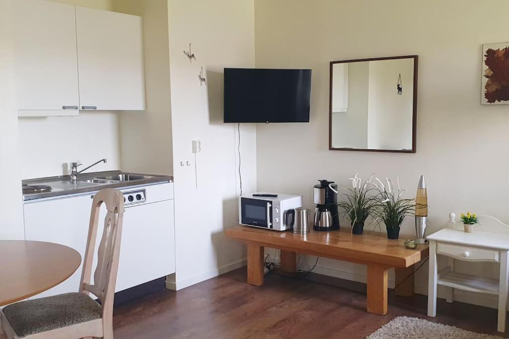 Ekhult Apartments - Ground Floor - Garden And Lake View Ульрісегамн Екстер'єр фото